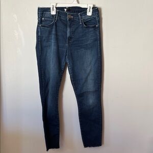 MOTHER Double Fray "Charmer" Crop  straight leg jeans in Photo Finish wash. 28